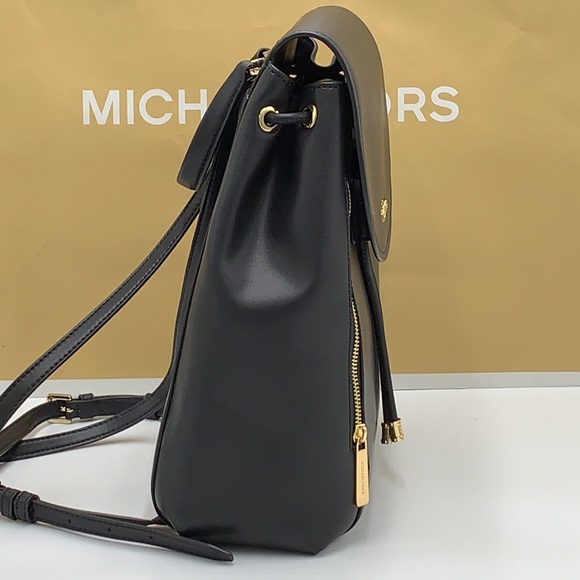 MICHAEL KORS Phoebe MEDIUM Flap Drawstring Backpack BLACK COLOR - Picture 6 of 16